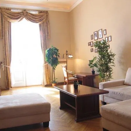 Grodzka King & Queen Apartamento *